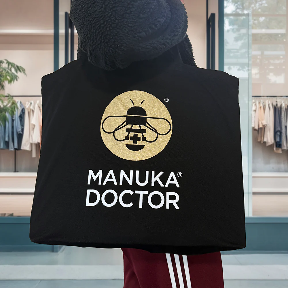 Manuka Doctor Shopping Bag - Black & Gold - Image 2